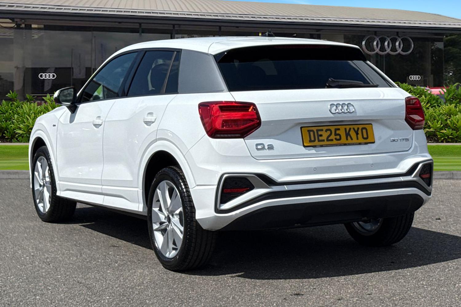 Used Audi Q2 2025 for sale - 76250618: Photo 2
