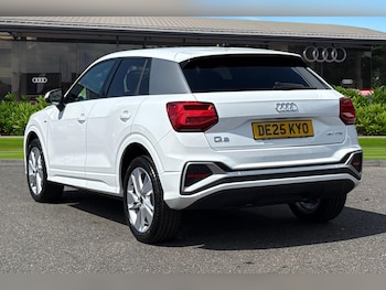 Used Audi Q2 2025 for sale - 76250618: Photo 2