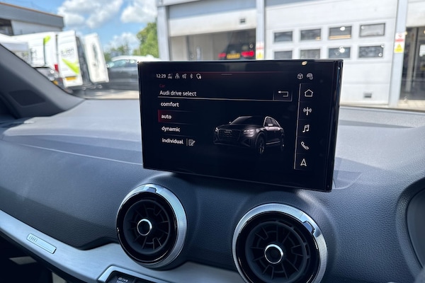 Used Audi Q2 2025 for sale - 76250618: Photo 40