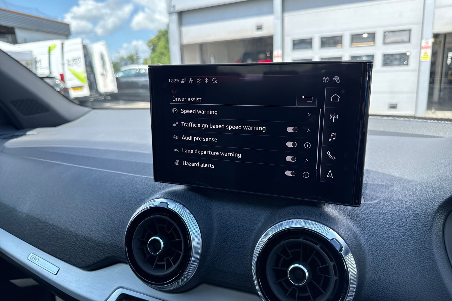 Used Audi Q2 2025 for sale - 76250618: Photo 41