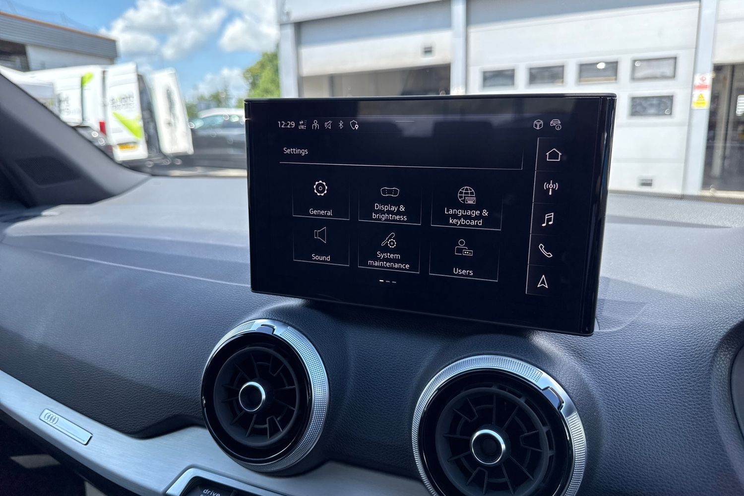 Used Audi Q2 2025 for sale - 76250618: Photo 44