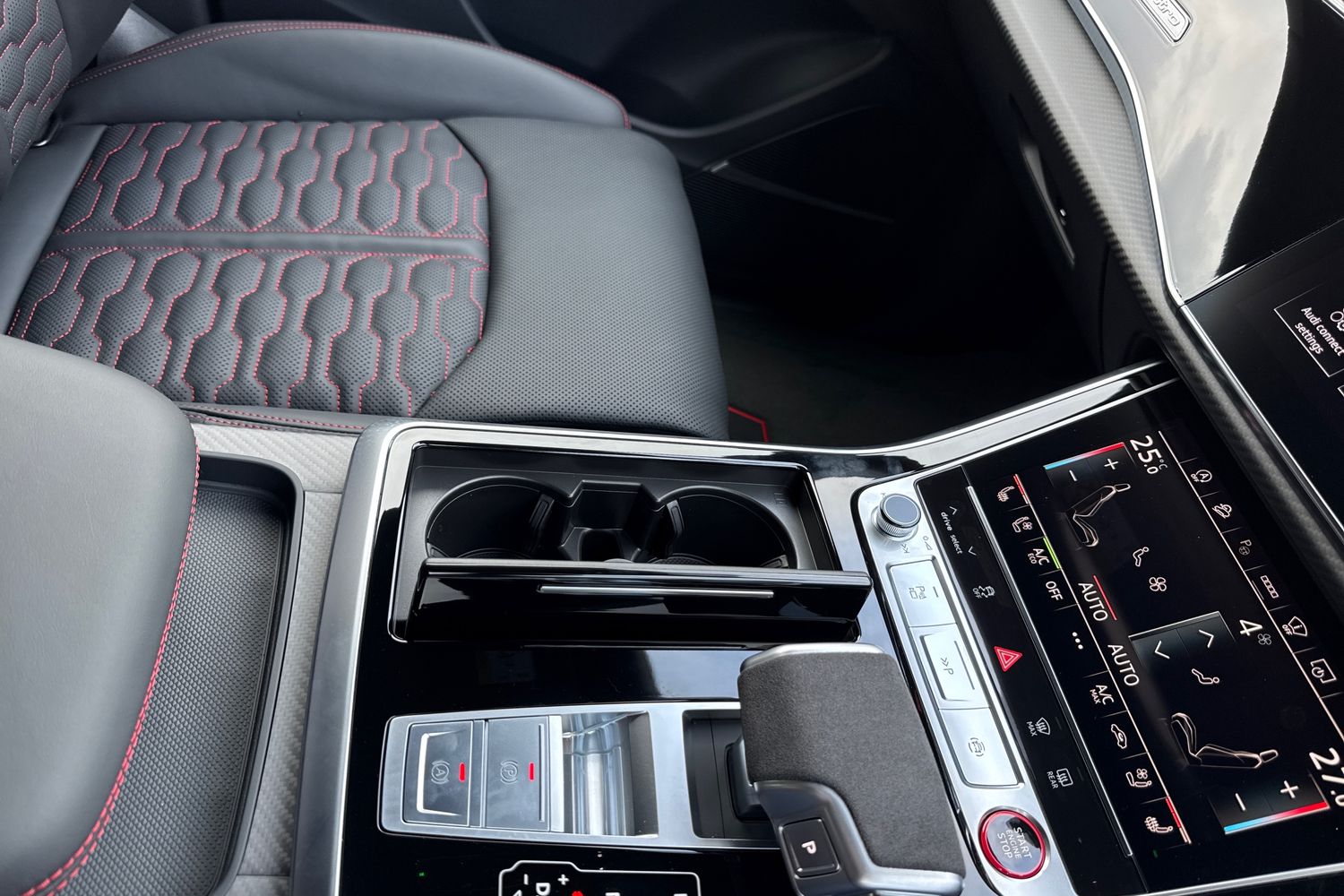 Used Audi RS Q8 2026 for sale - 76863262: Photo 22