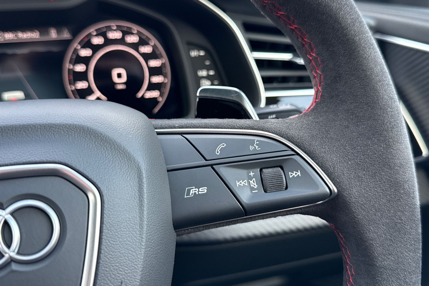 Used Audi RS Q8 2026 for sale - 76863262: Photo 28