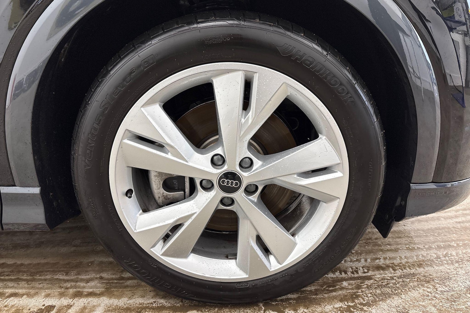 Used Audi Q4 e-tron 2025 for sale - 77546385: Photo 6