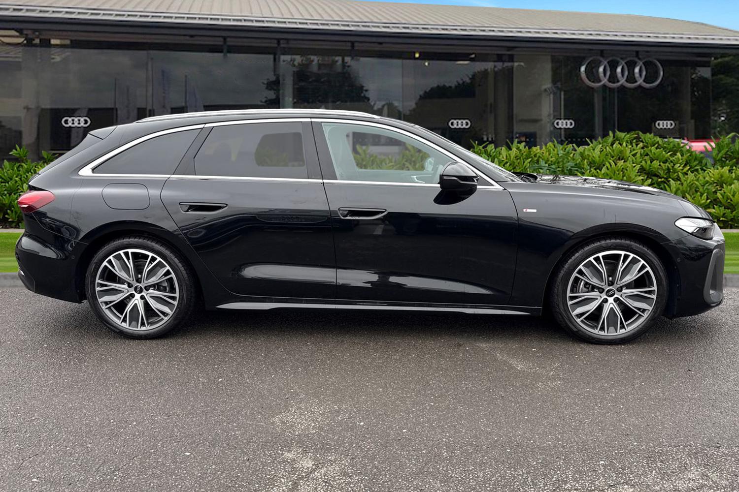 Used Audi A5 2025 for sale - 77787518: Photo 3