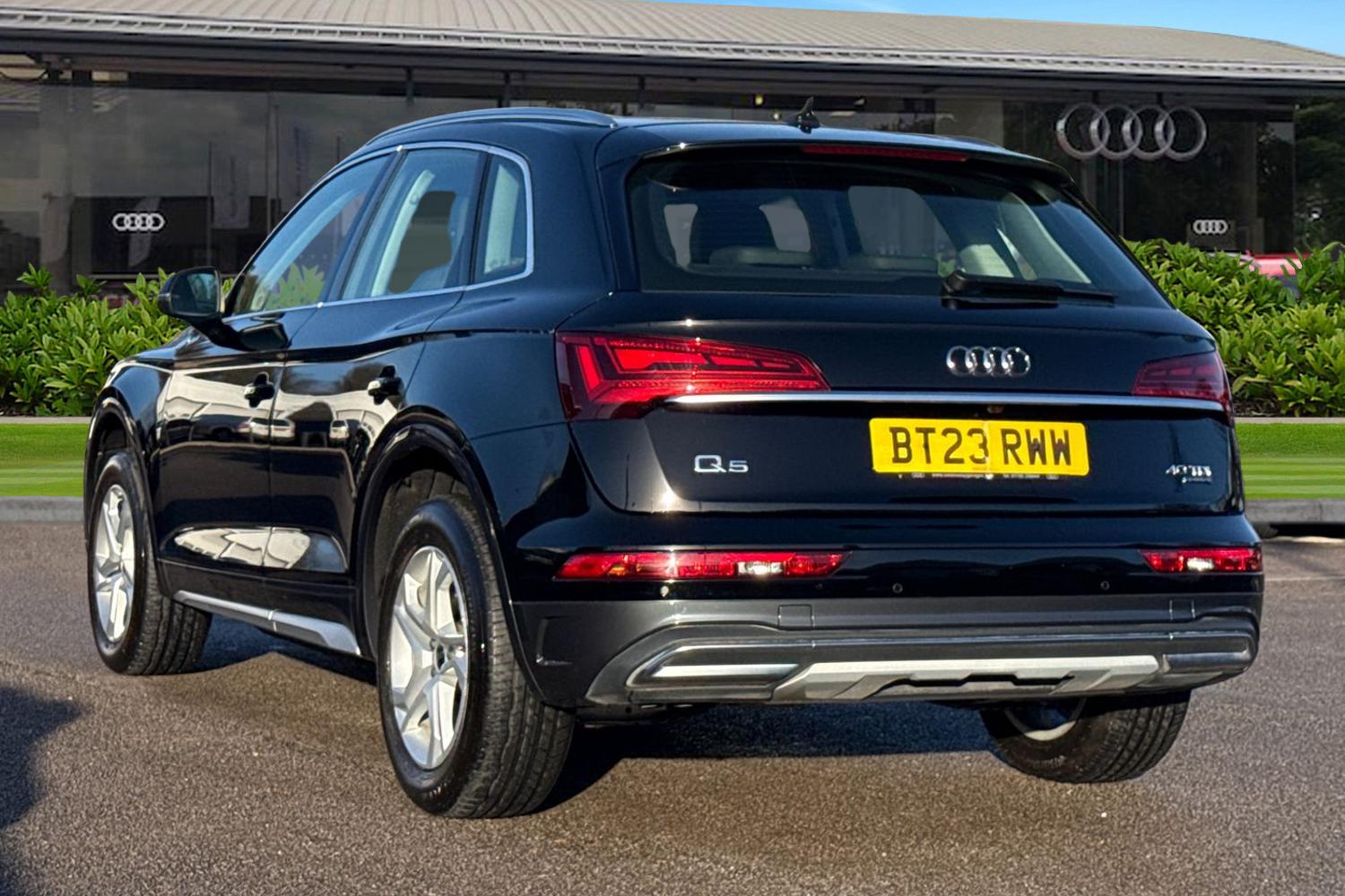 Used Audi Q5 2023 for sale - 77011408: Photo 2