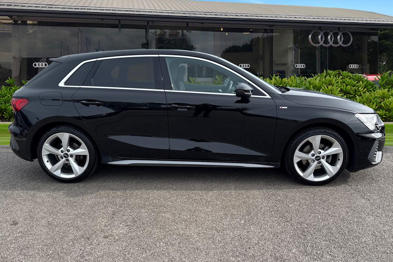 Used Audi A3 2022 for sale - 77996459: Photo 3