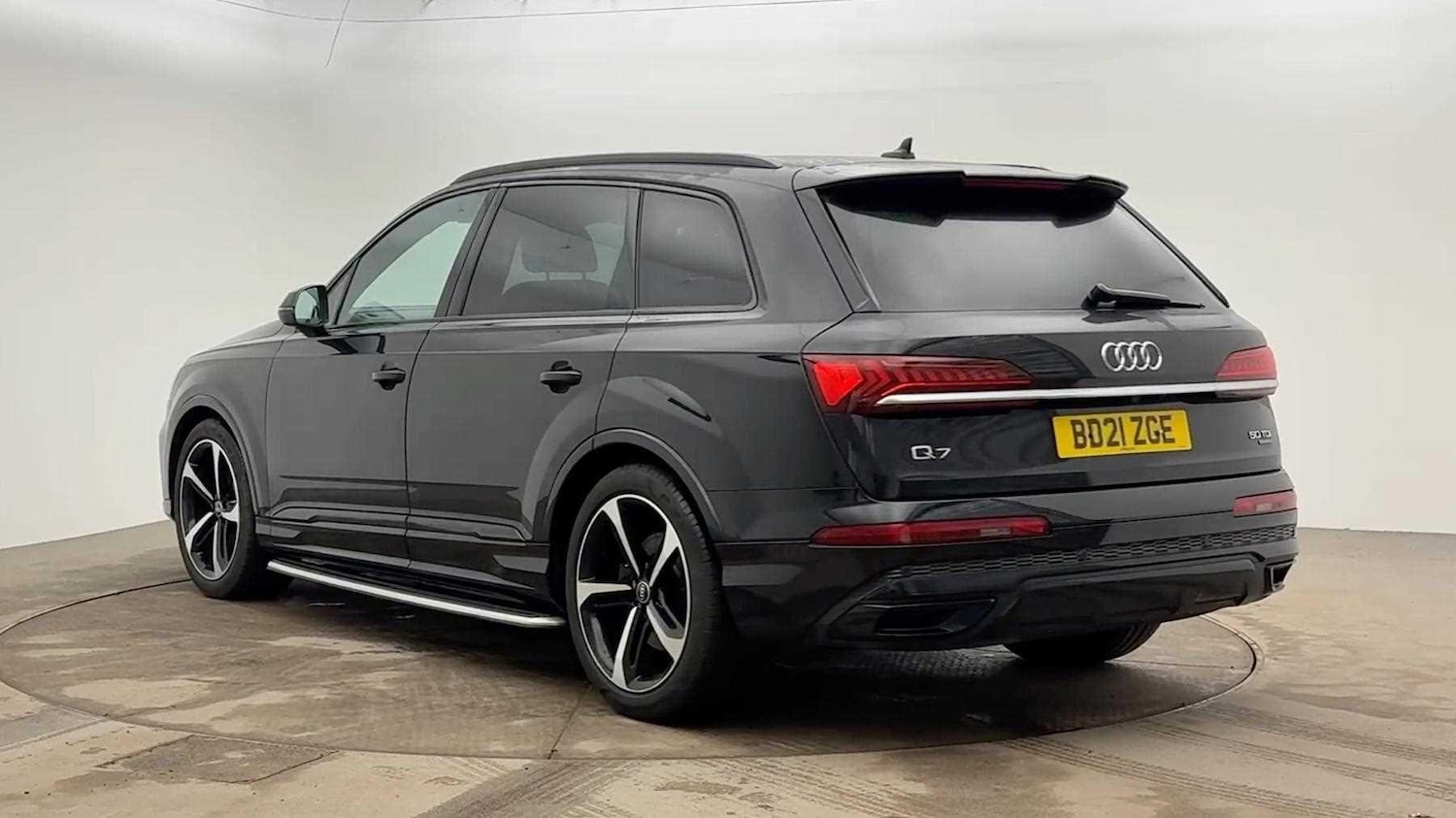 Used Audi Q7 2021 for sale - 77463118: Photo 2