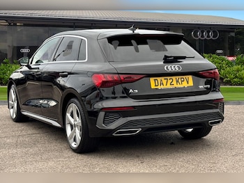 Used Audi A3 2023 for sale - 76232576: Photo 2