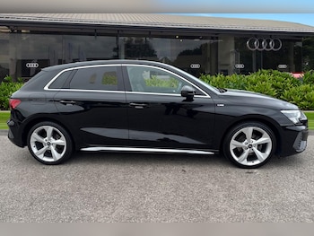 Used Audi A3 2023 for sale - 76232576: Photo 3