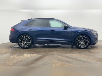 Used Audi Q8 2022 for sale - 76847906: Photo