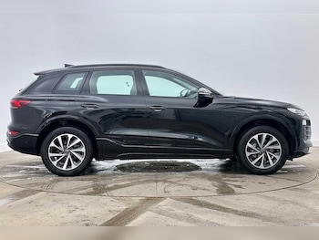 Used Audi Q6 e-tron 2025 for sale - 79082730: Photo
