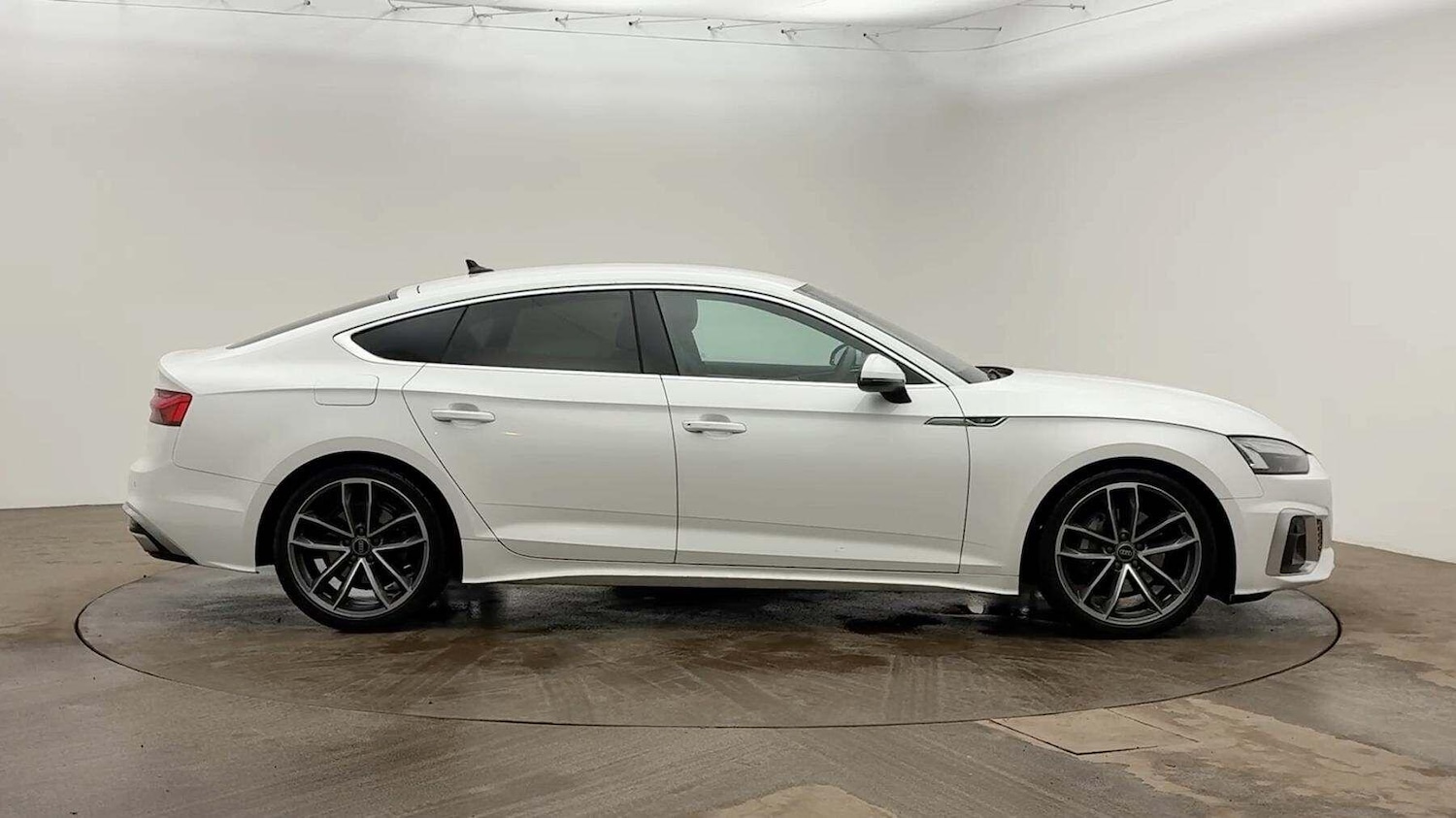 Used Audi A5 2023 for sale - 77764483: Photo 3