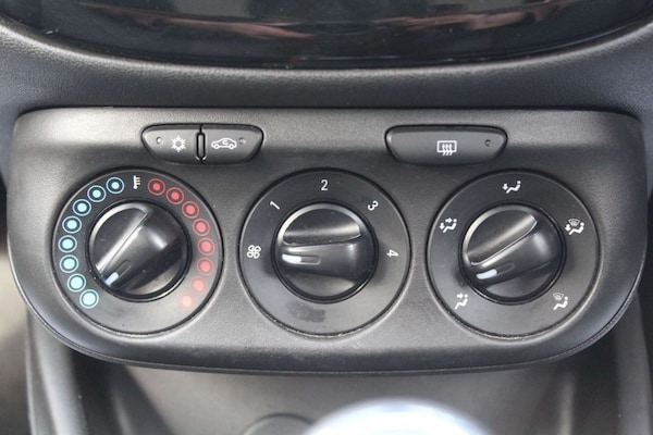 Used Vauxhall Corsa 2018 for sale - 76103774: Photo 29