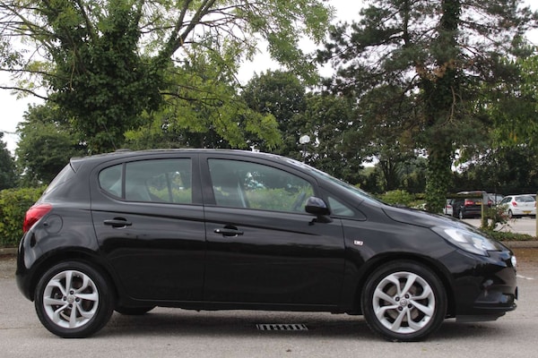 Used Vauxhall Corsa 2018 for sale - 76103774: Photo 2