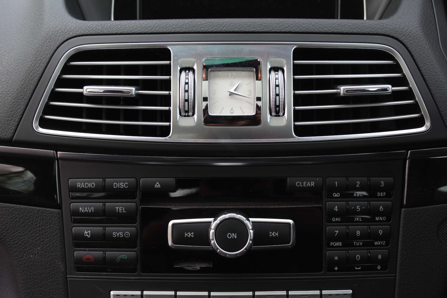 Used Mercedes-Benz E-Class 2013 for sale - 76103754: Photo 22