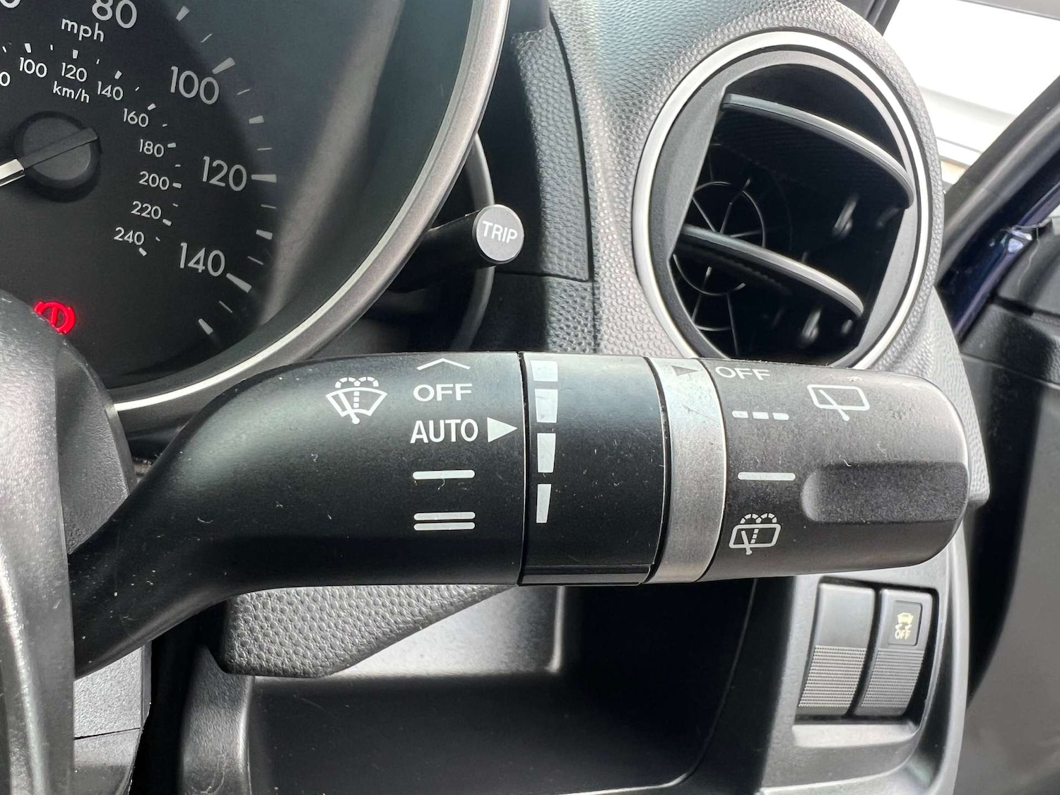 Used Mazda Mazda5 2010 for sale - 76103780: Photo 14