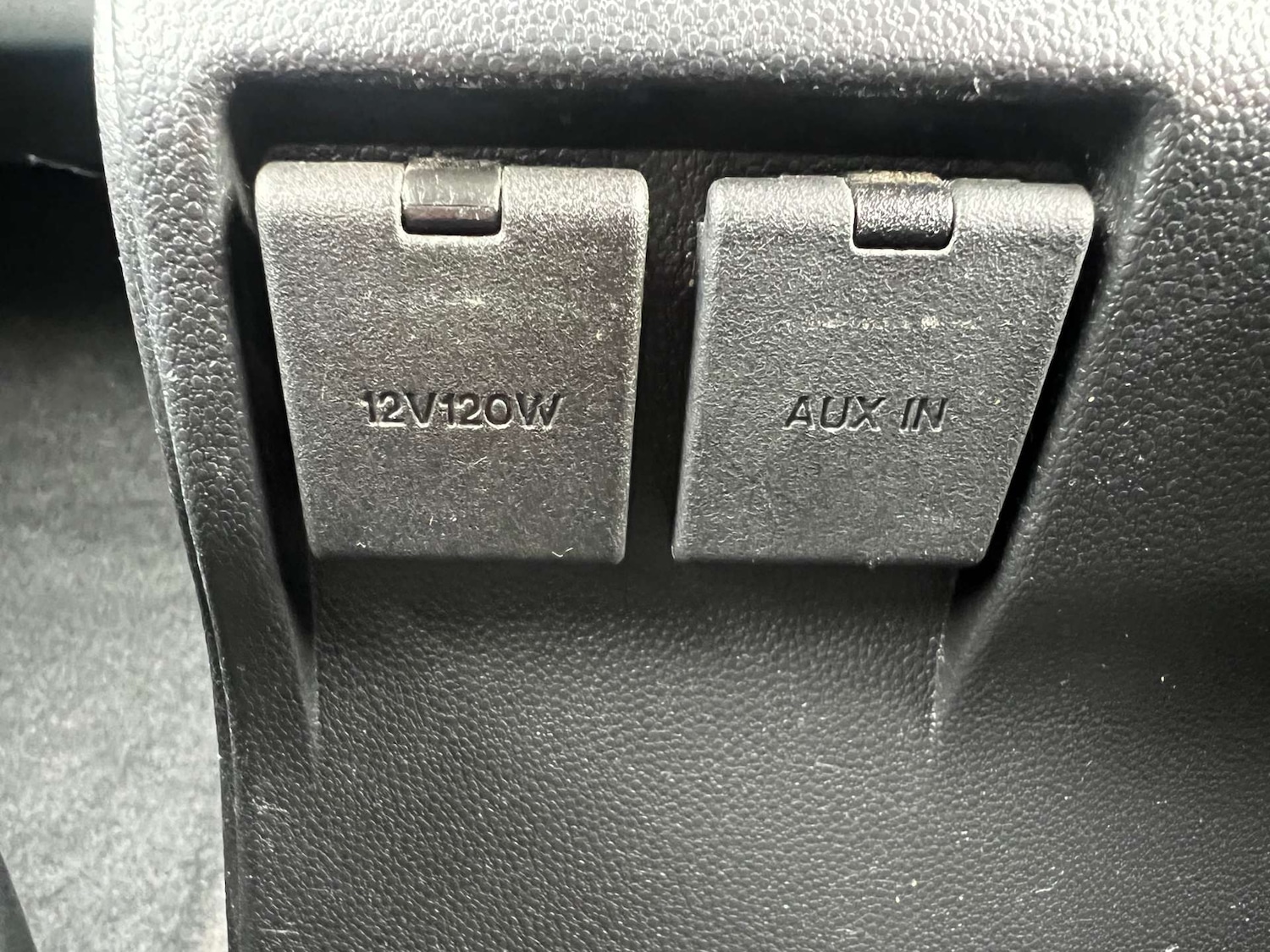 Used Mazda Mazda5 2010 for sale - 76103780: Photo 17