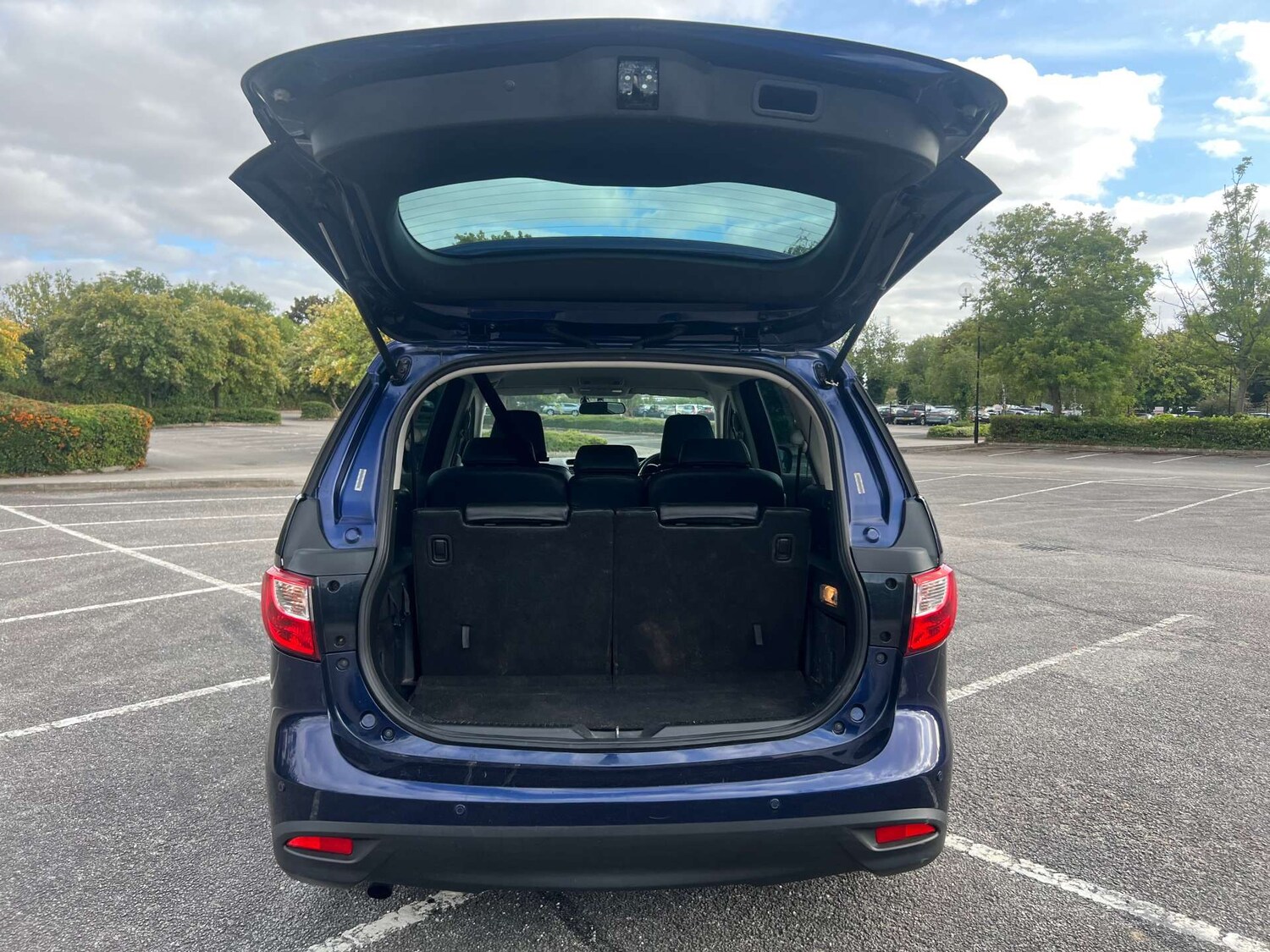 Used Mazda Mazda5 2010 for sale - 76103780: Photo 25