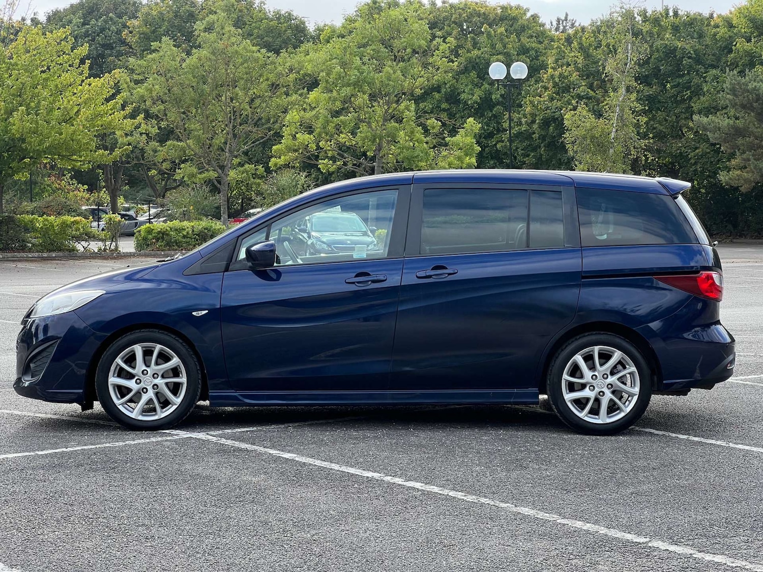 Used Mazda Mazda5 2010 for sale - 76103780: Photo 5