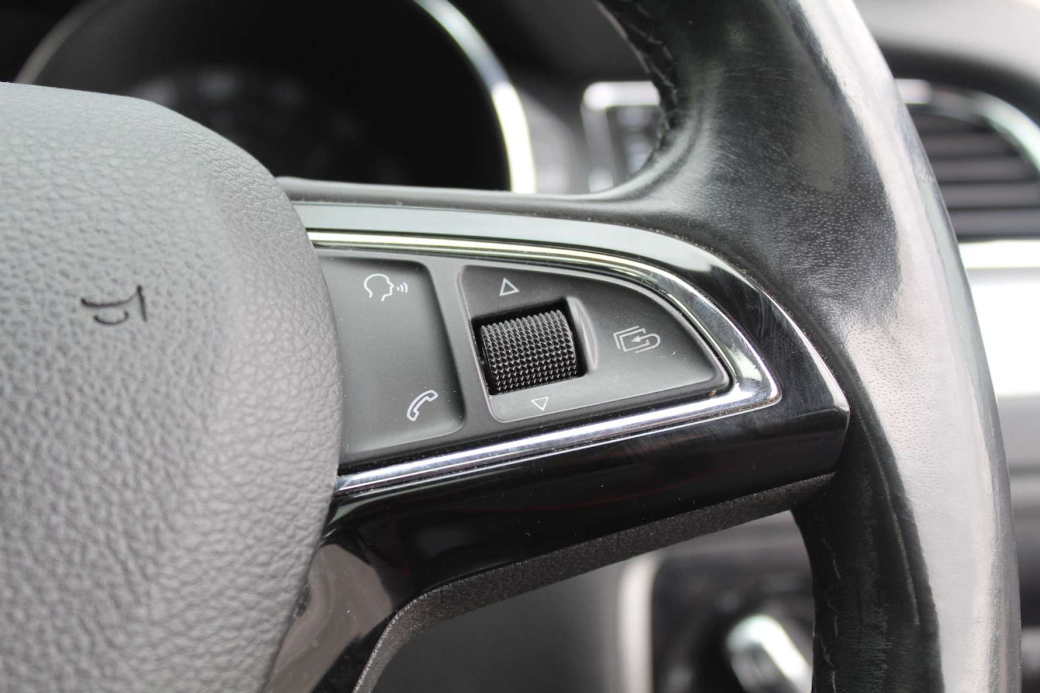 Used Skoda Superb 2013 for sale - 76103907: Photo 16