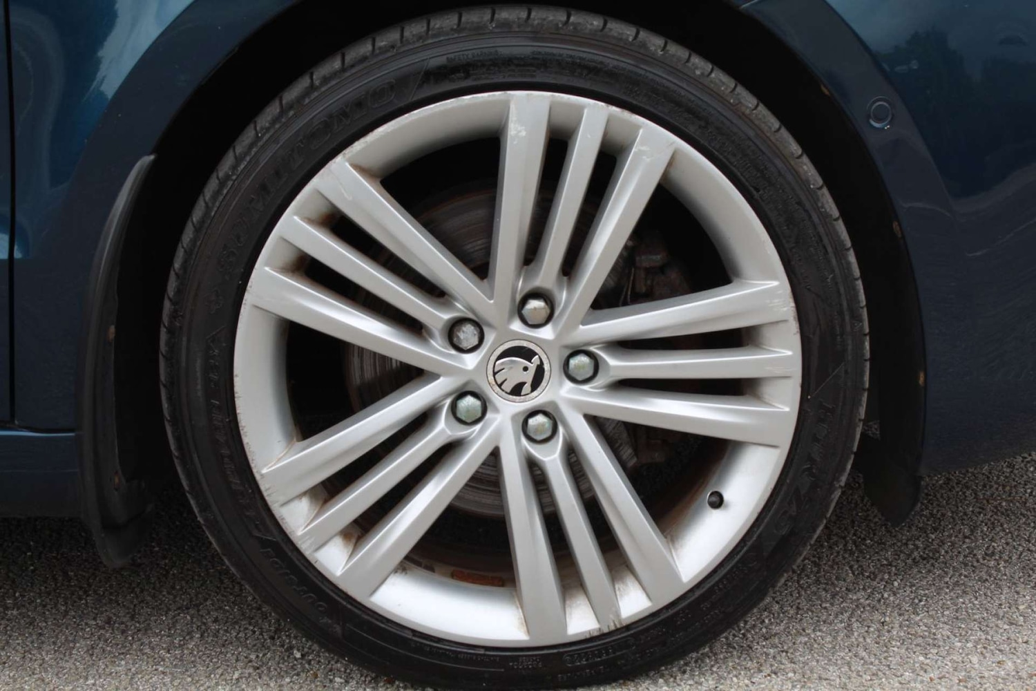 Used Skoda Superb 2013 for sale - 76103907: Photo 49