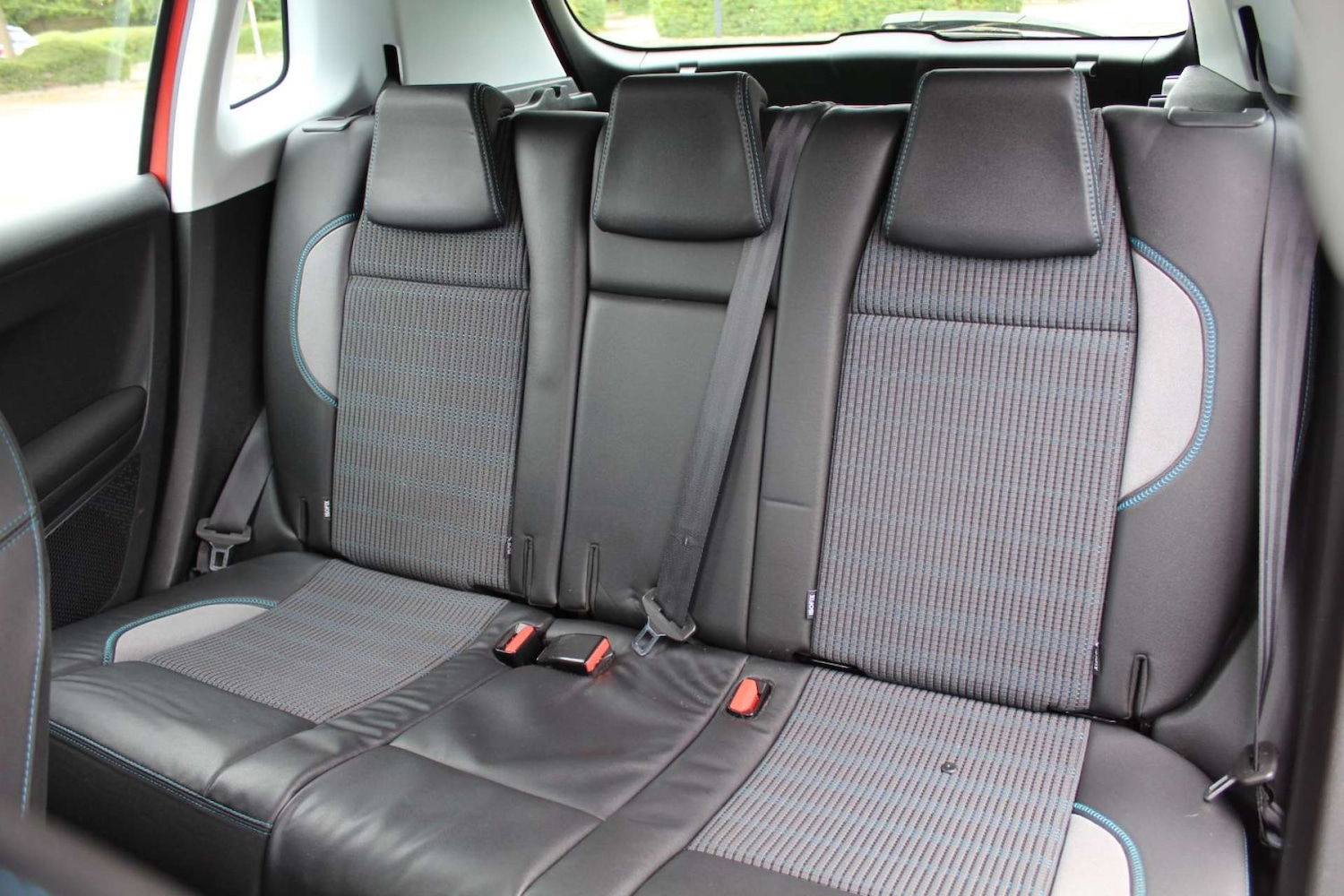 Used Peugeot 2008 2015 for sale - 76103918: Photo 10