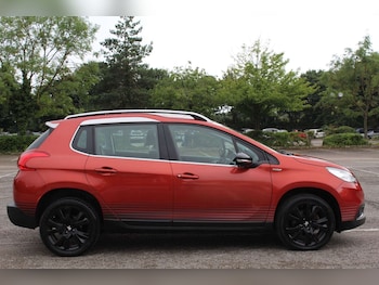 Used Peugeot 2008 2015 for sale - 76103918: Photo 2