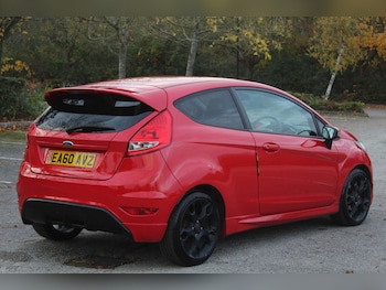 Used Ford Fiesta 2010 for sale - 76481401: Photo