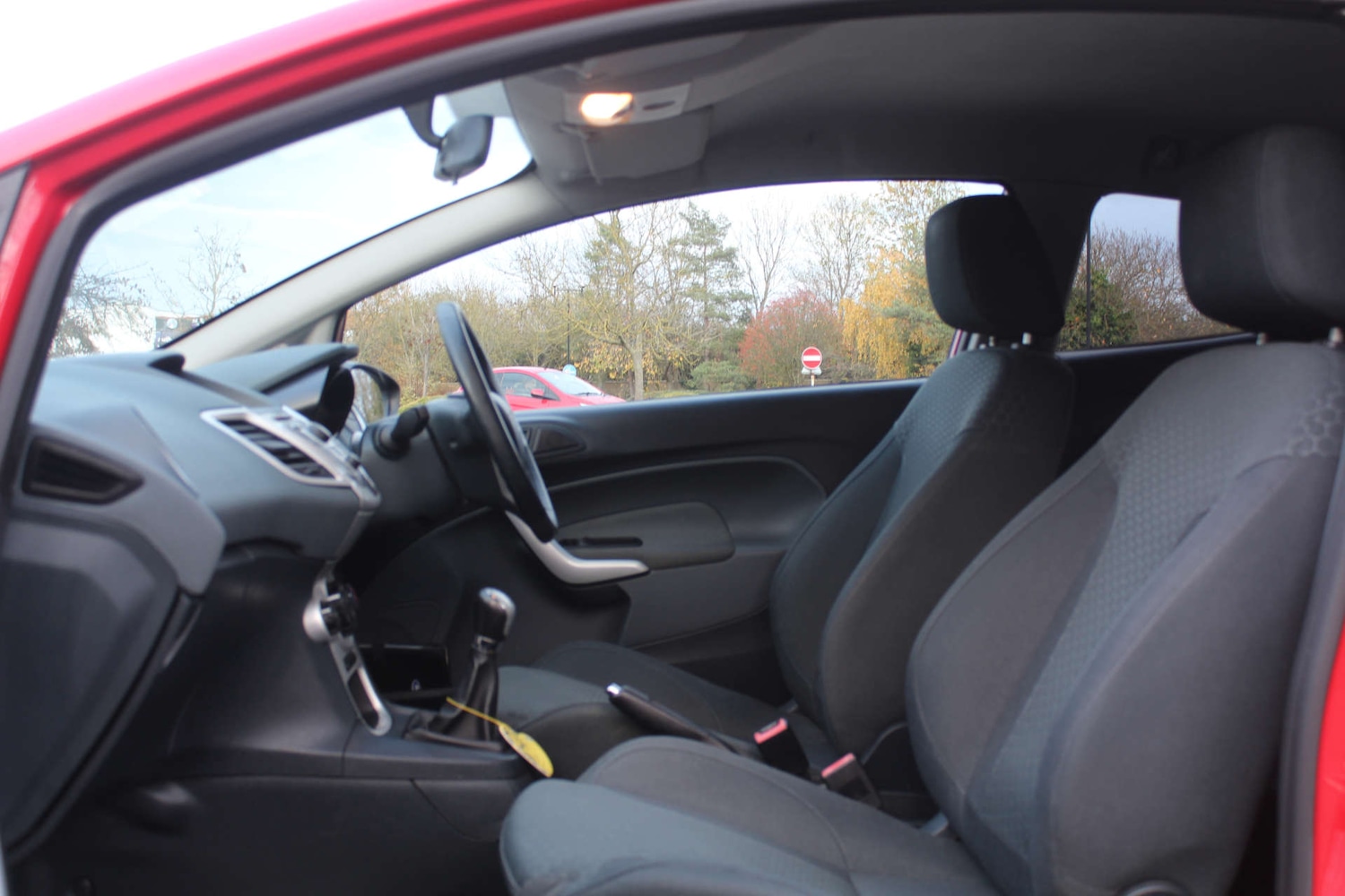 Used Ford Fiesta 2010 for sale - 76481401: Photo 9