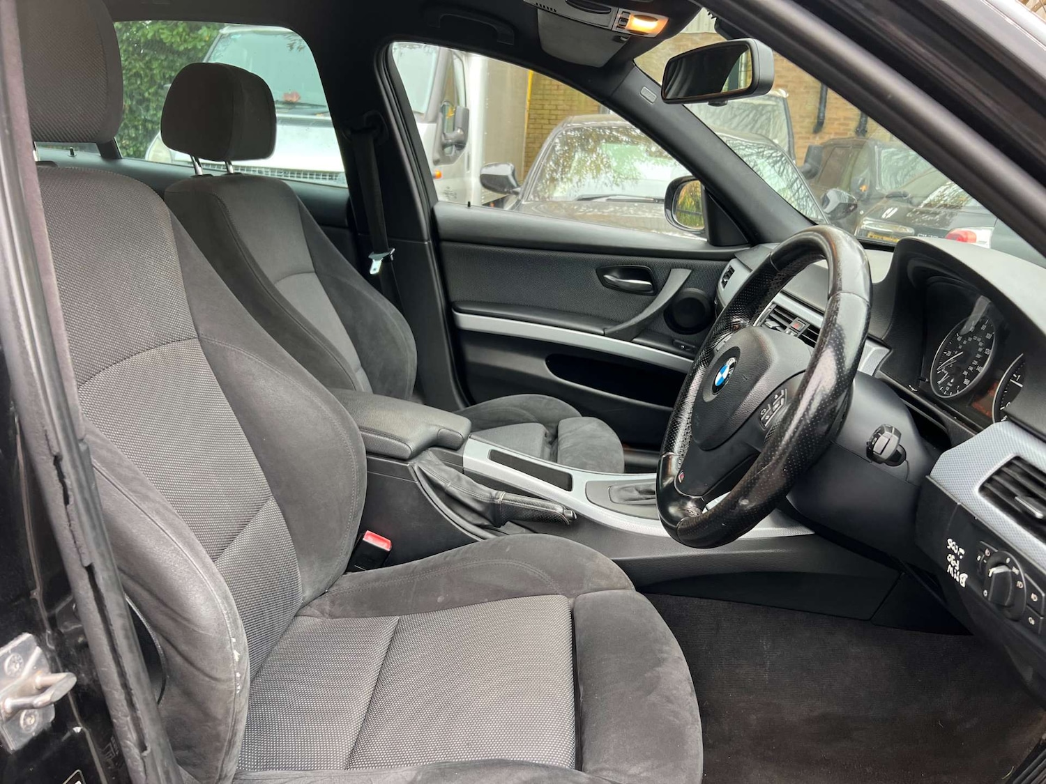 Used BMW 3 Series 2011 for sale - 76115737: Photo 11