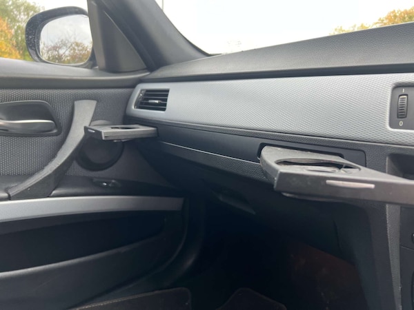 Used BMW 3 Series 2011 for sale - 76115737: Photo 12