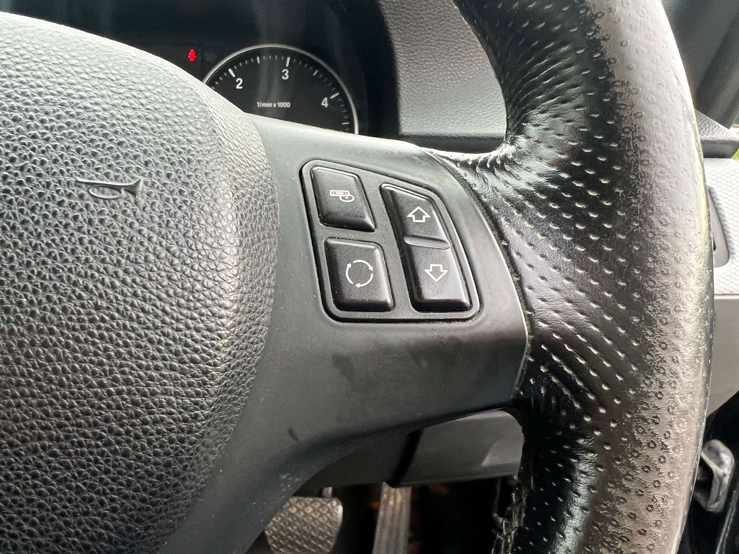 Used BMW 3 Series 2011 for sale - 76115737: Photo 17