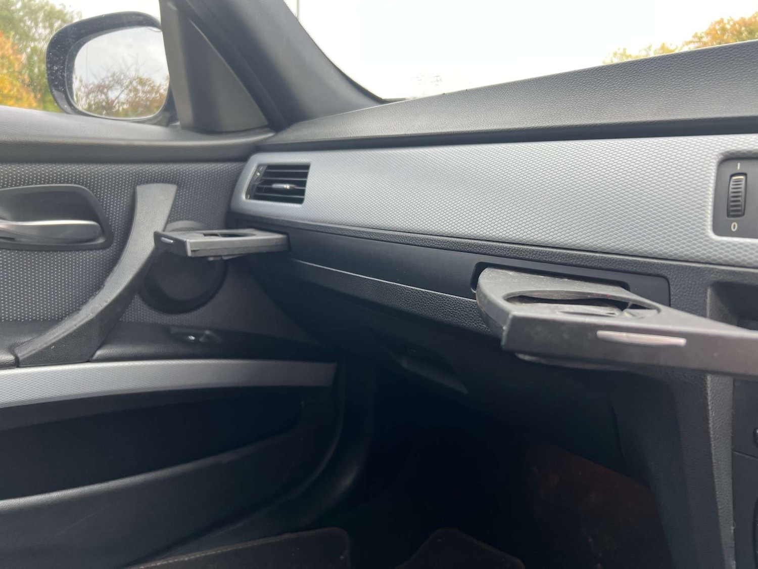 Used BMW 3 Series 2011 for sale - 76115737: Photo 9