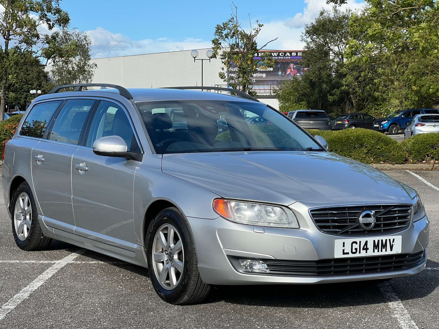 Used Volvo V70 2014 for sale - 76103767: Photo 1