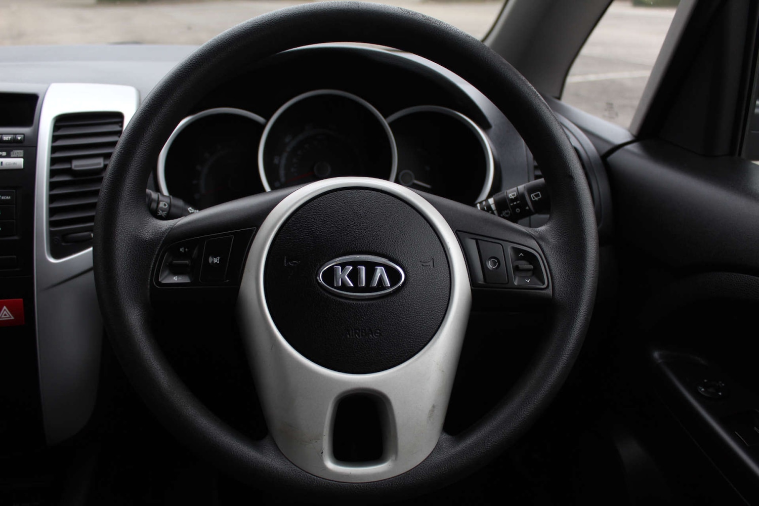 Used Kia Venga 2012 for sale - 76103885: Photo 14