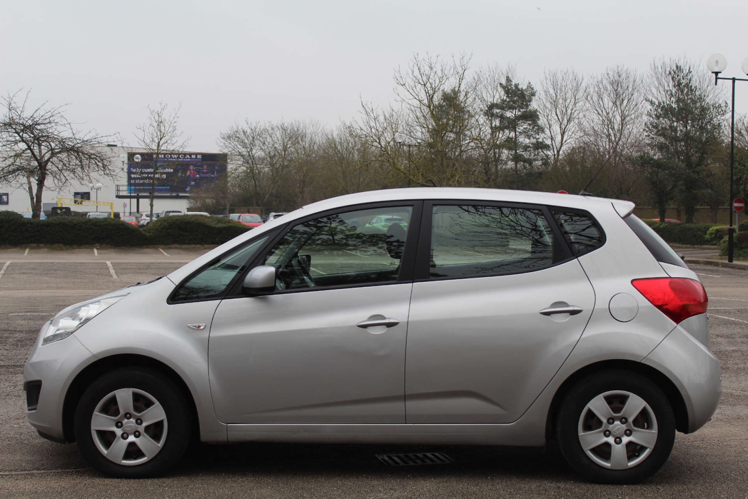 Used Kia Venga 2012 for sale - 76103885: Photo 6