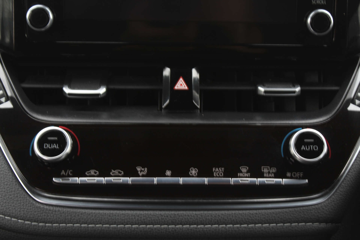 Used Toyota Corolla 2019 for sale - 76525849: Photo 24