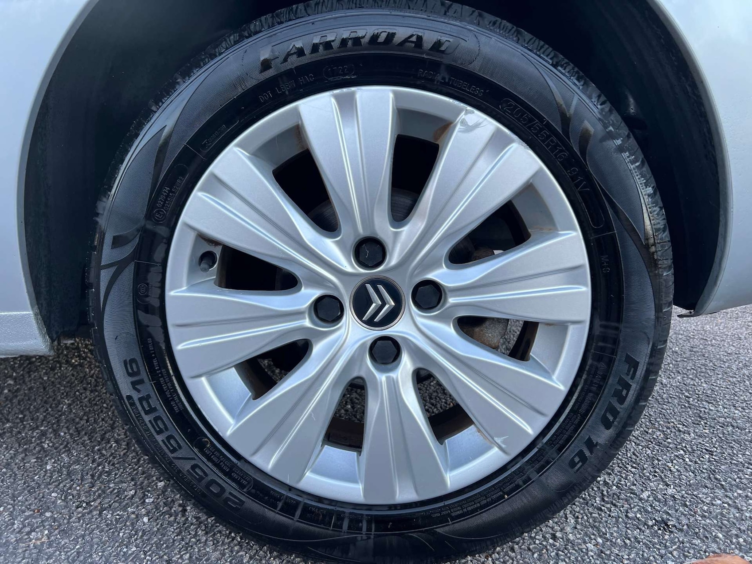 Used Citroen C3 Picasso 2012 for sale - 76313299: Photo 24