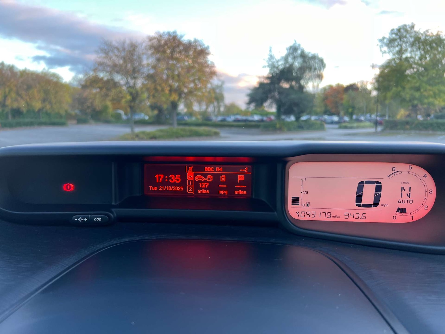 Used Citroen C3 Picasso 2012 for sale - 76313299: Photo 27