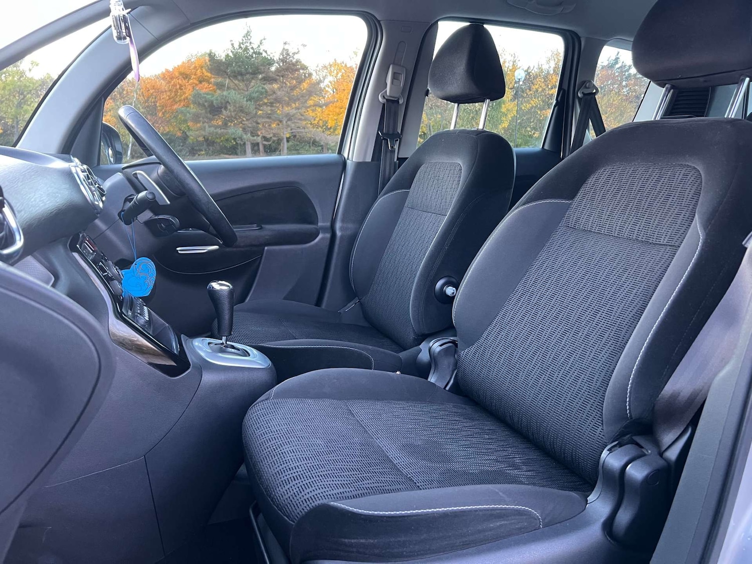 Used Citroen C3 Picasso 2012 for sale - 76313299: Photo 31