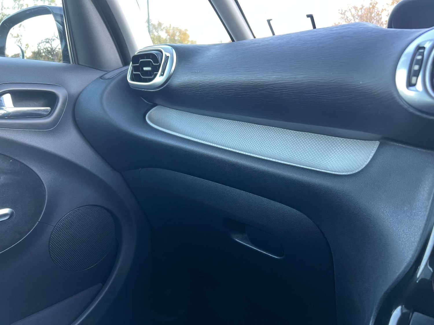 Used Citroen C3 Picasso 2012 for sale - 76313299: Photo 36