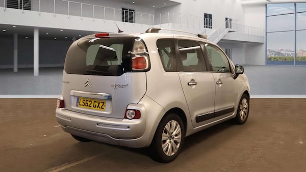 Used Citroen C3 Picasso 2012 for sale - 76313299: Photo 9