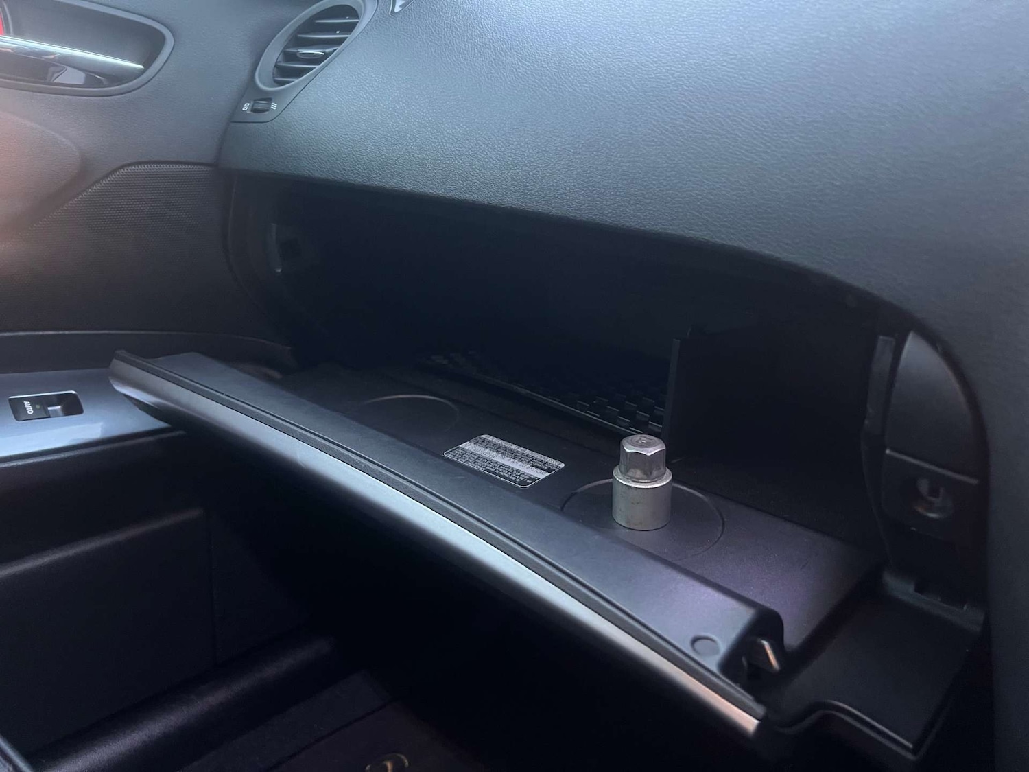 Used Lexus IS 2012 for sale - 76767881: Photo 31