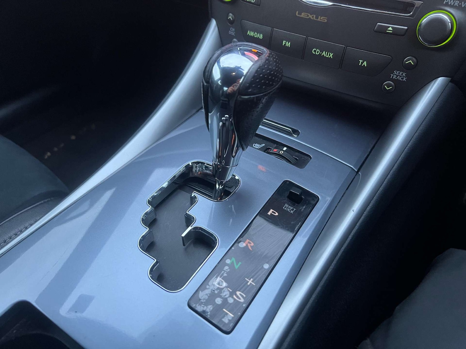 Used Lexus IS 2012 for sale - 76767881: Photo 32