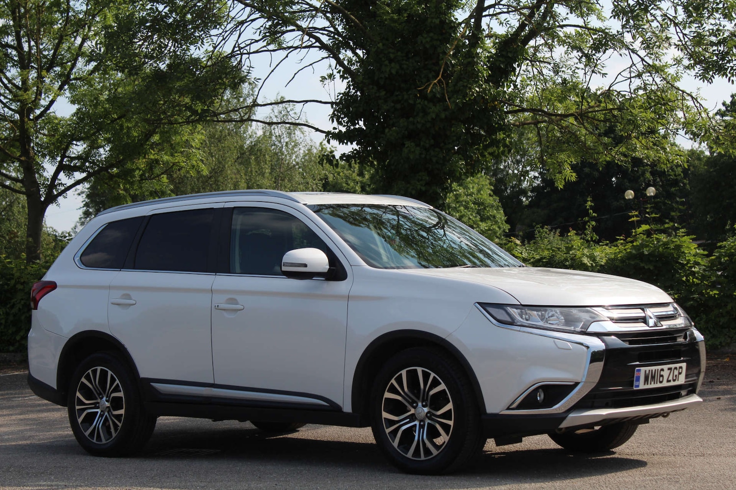 Used Mitsubishi Outlander 2016 for sale - 76103896: Photo 1
