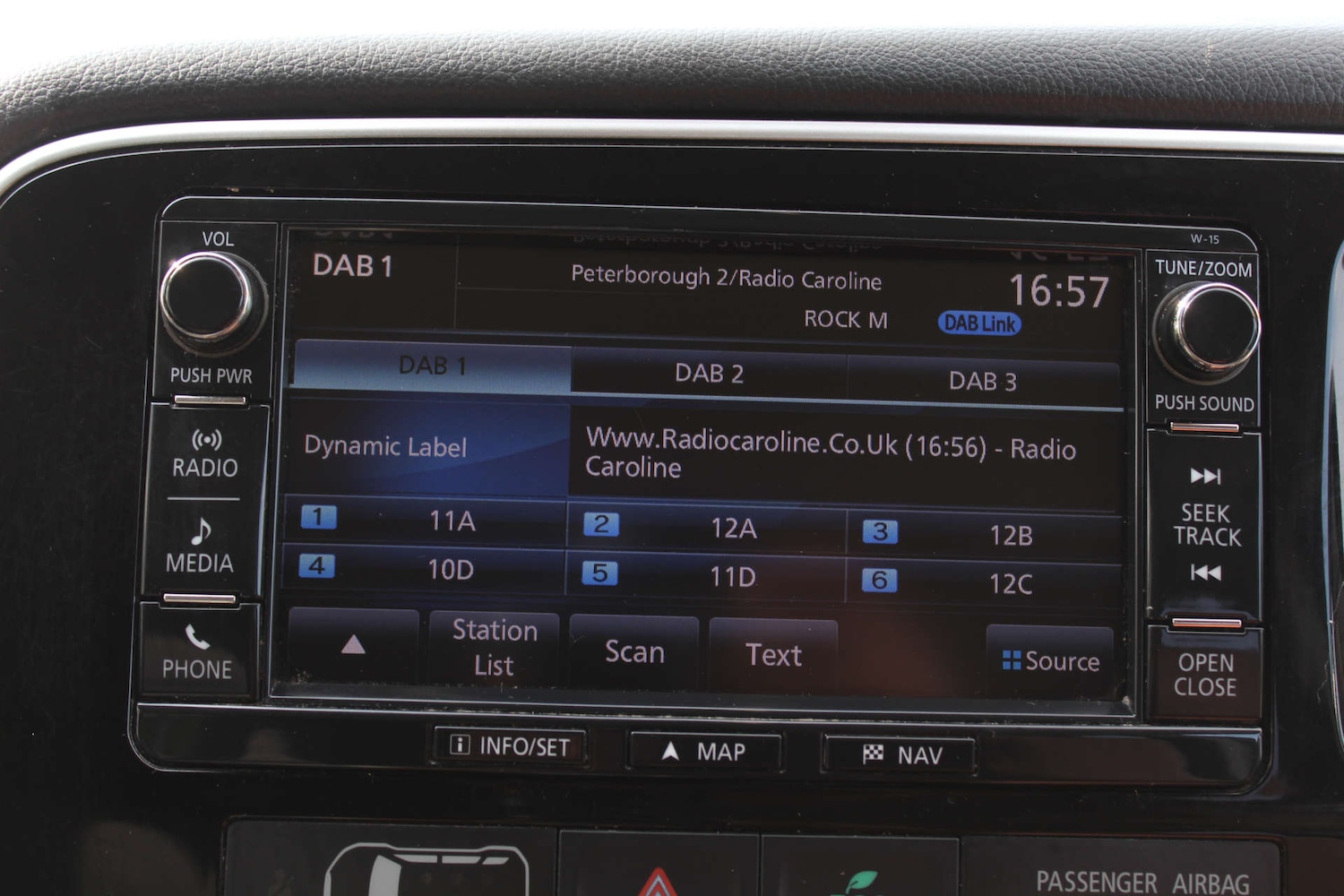 Used Mitsubishi Outlander 2016 for sale - 76103896: Photo 21