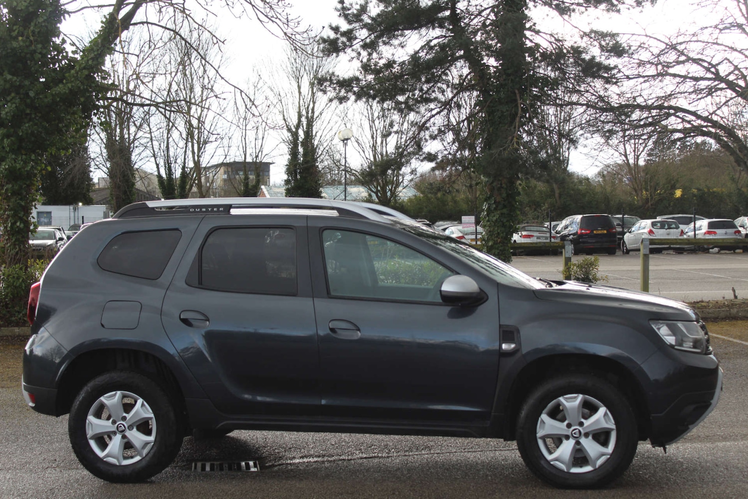 Used Dacia Duster 2021 for sale - 76105310: Photo 2