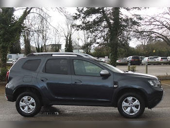 Used Dacia Duster 2021 for sale - 76105310: Photo 2