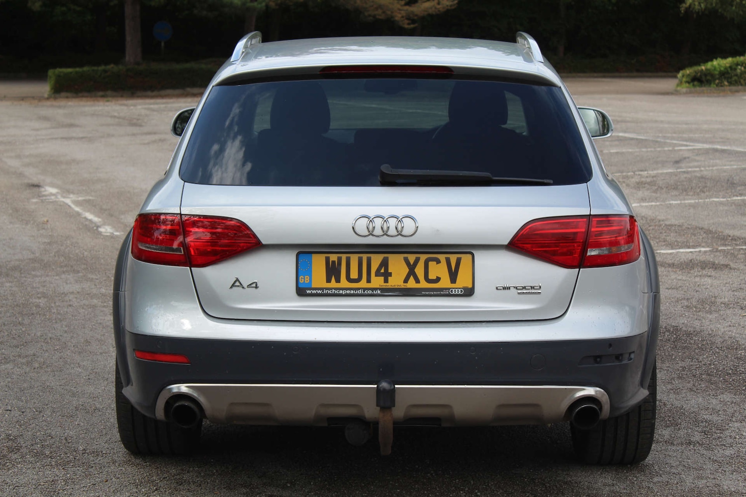 Used Audi A4 2014 for sale - 76103843: Photo 4